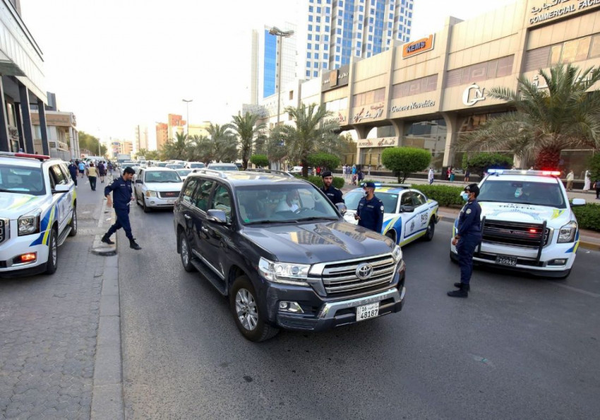 تجديد دفتر السيارة