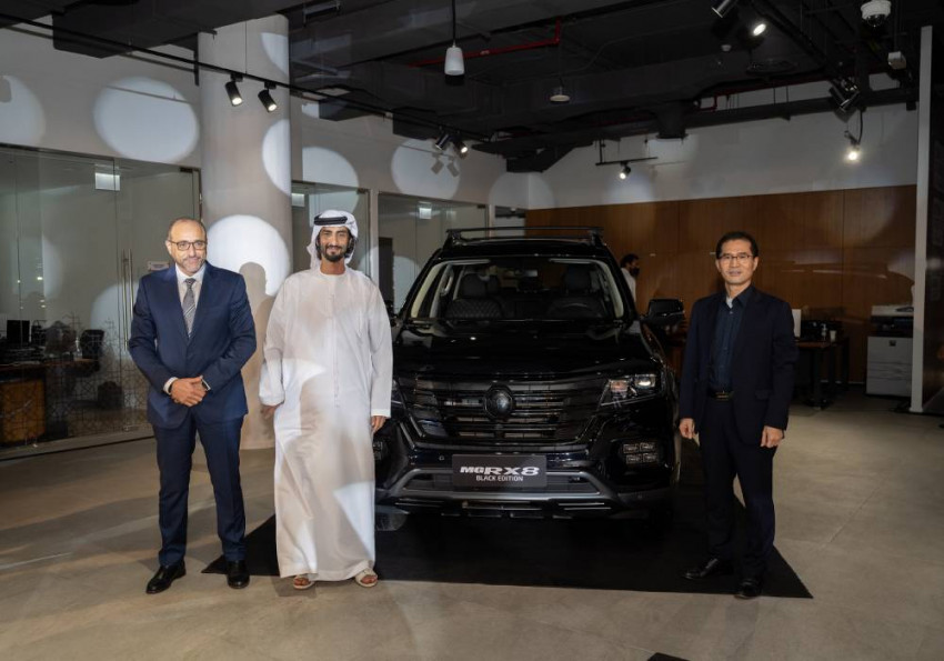 النسخة الحصرية من سيارة MG RX8 Black Edition  تواصل تحقيق النجاح منذ إطلاقها في الإمارات صورة 1