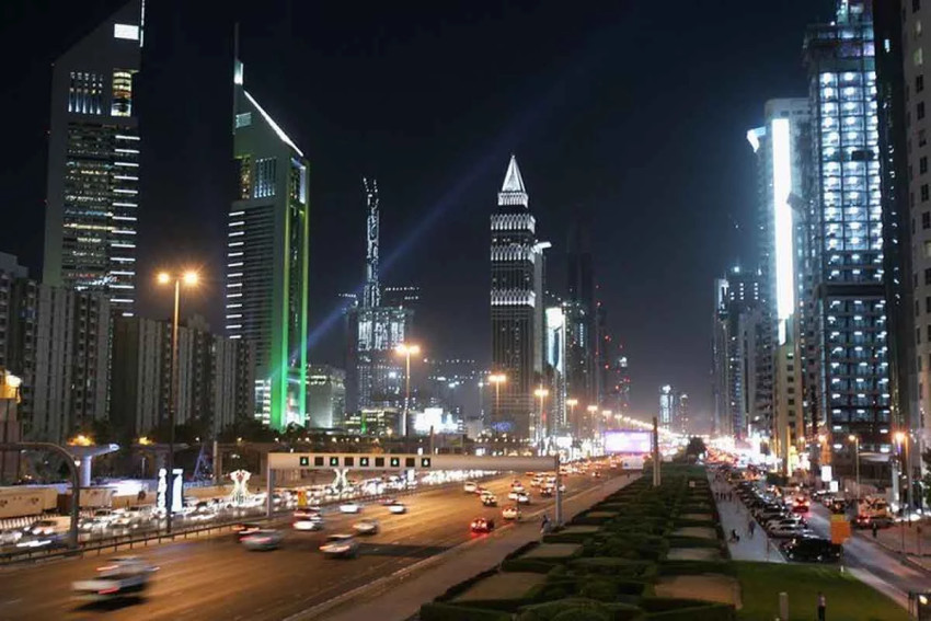 سيارات دبي