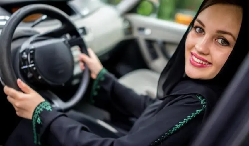اصدار رخصة قيادة للنساء