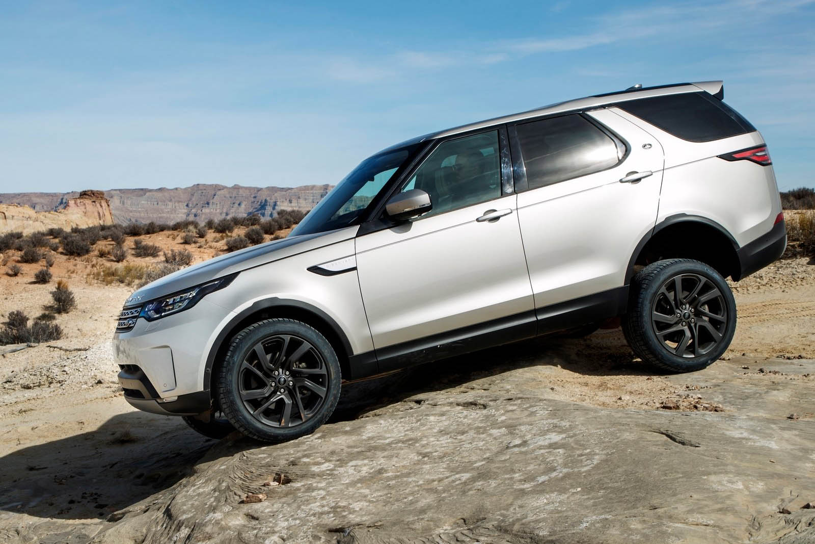 لاند روفر ديسكفري