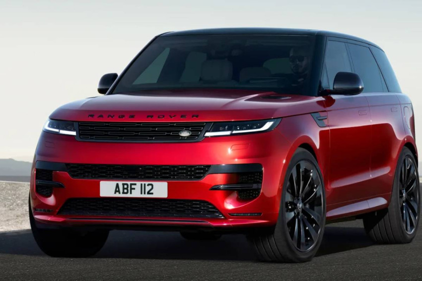 انواع سيارات لاند روفر 2023 في الامارات