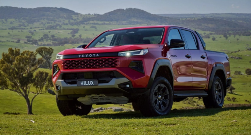 تويوتا هايلكس كهربائية اساسي