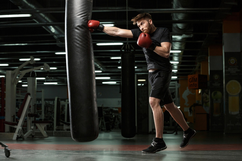 أهمية ممارسة الملاكمة لتحسين اللياقة البدنية - أثر تمارين الملاكمة على تقوية العضلات