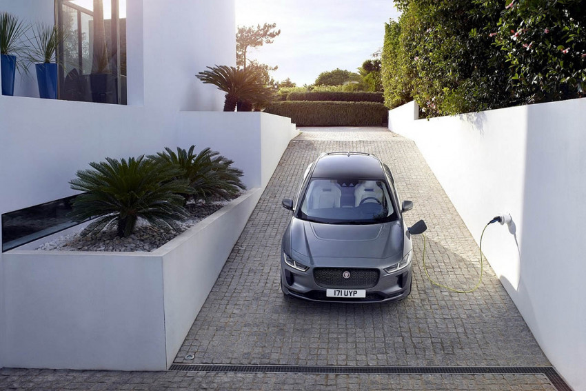 HOW LIVING WITH THE I PACE IS EASIER THAN EVER ENG (2)