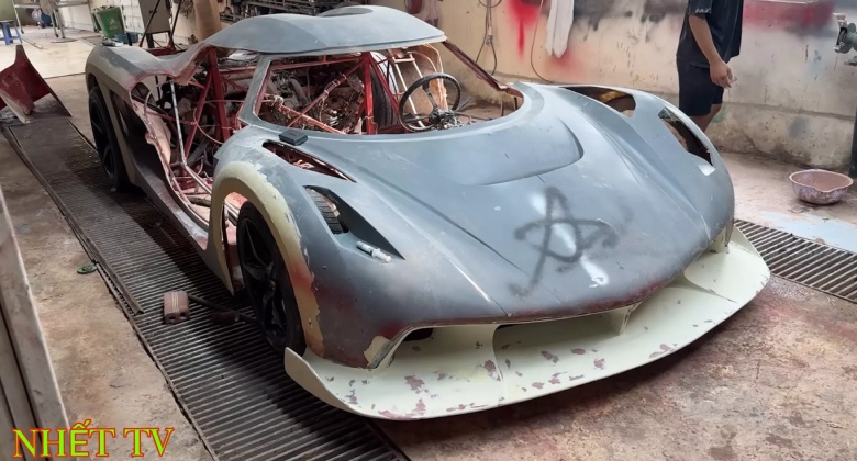 كوينيجسيج تويوتا