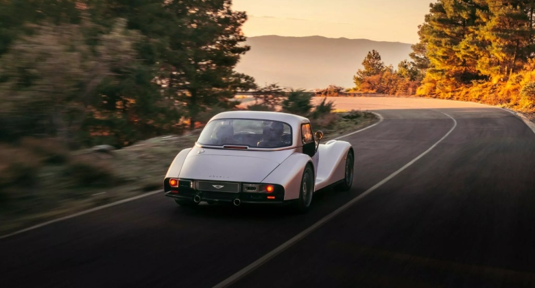 مورجان سوبر سبورت اداء