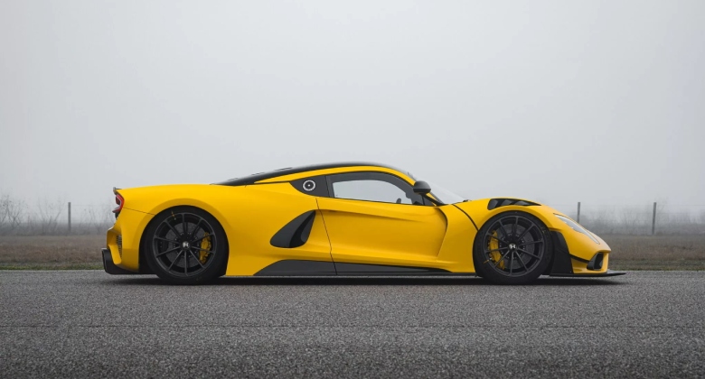 هينيسي فينوم خارجي