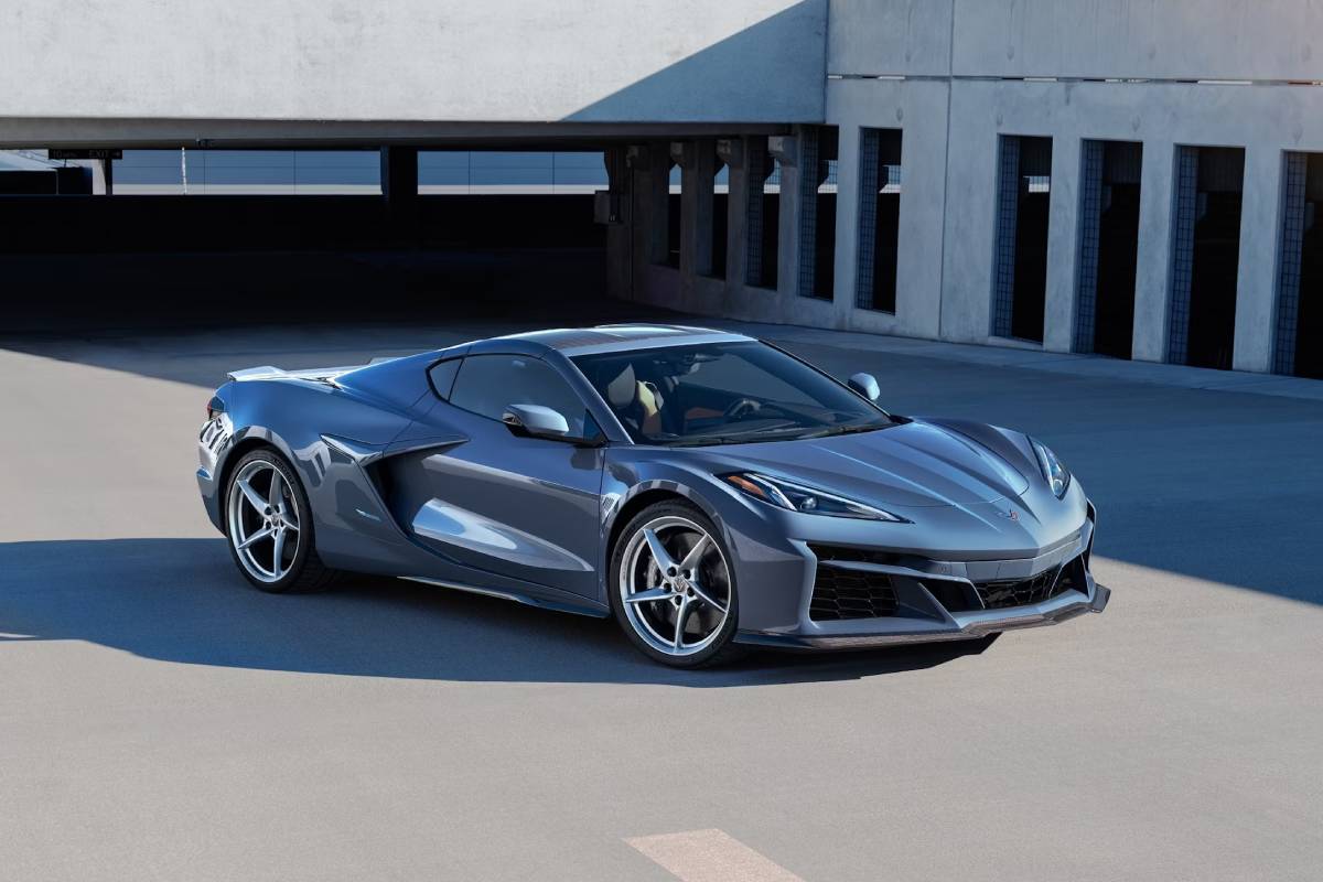 شيفروليه كورفيت اي راي