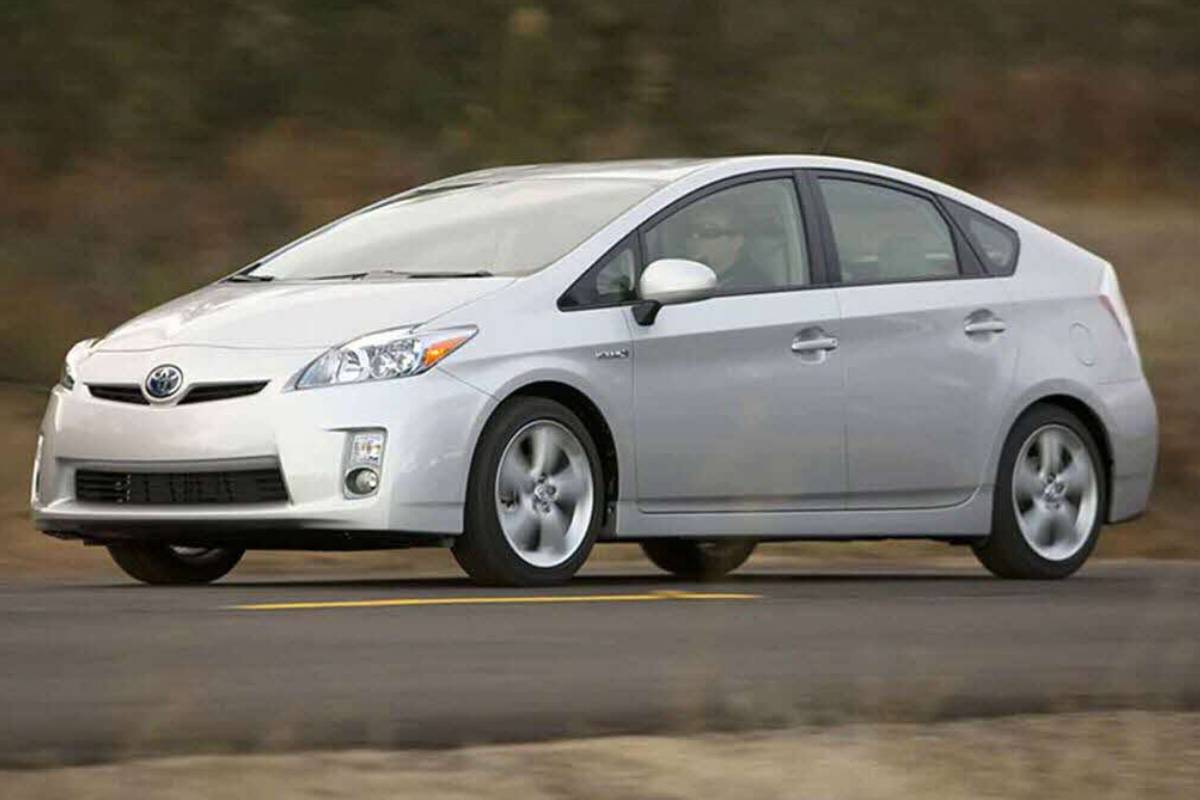 تويوتا بريوس