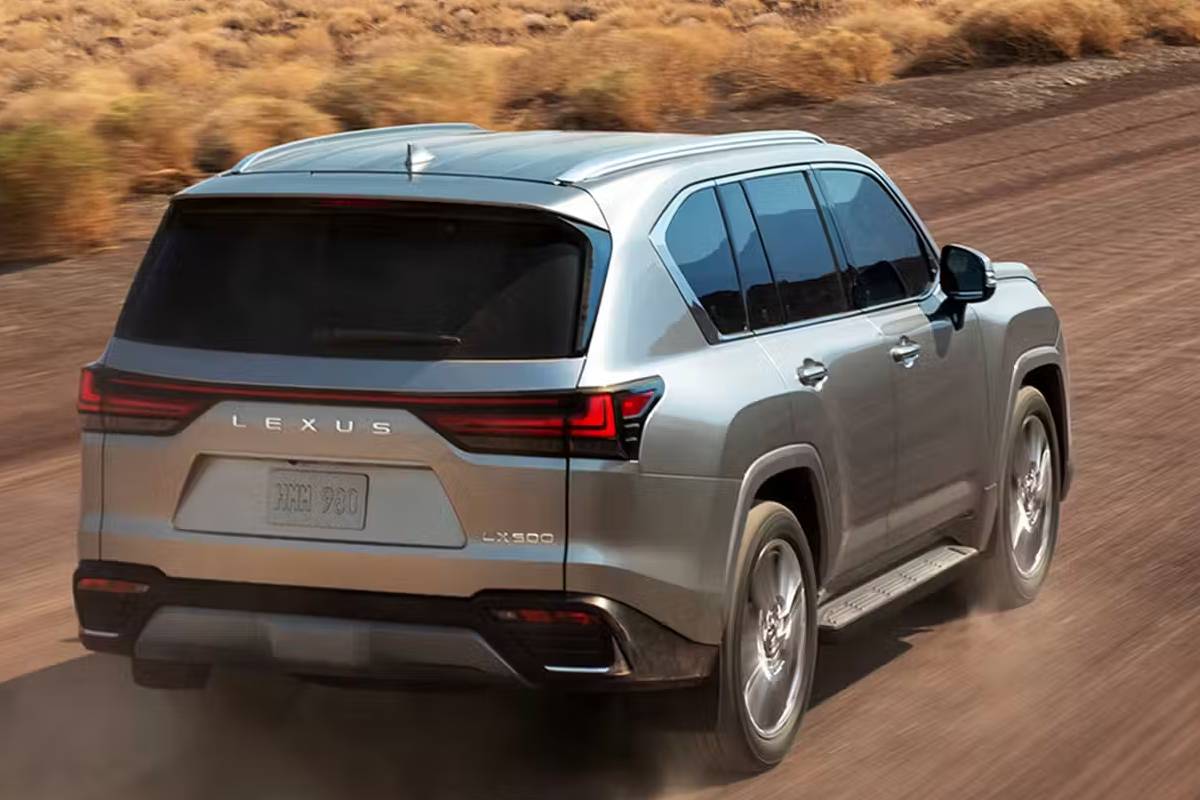 سيارات لكزس