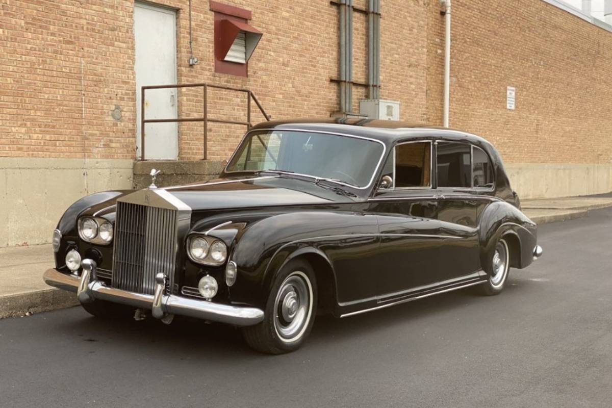 سيارات الفيس بريسلي