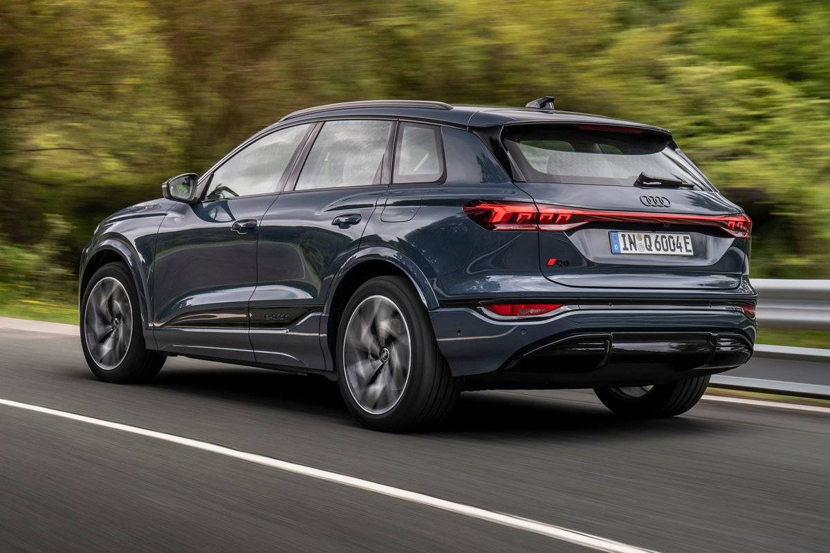 أودي كيو 6 اي ترون كواترو 2025