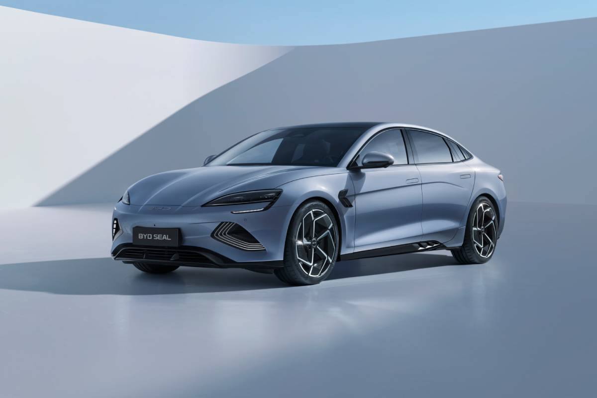 تكنولوجيا السيارات