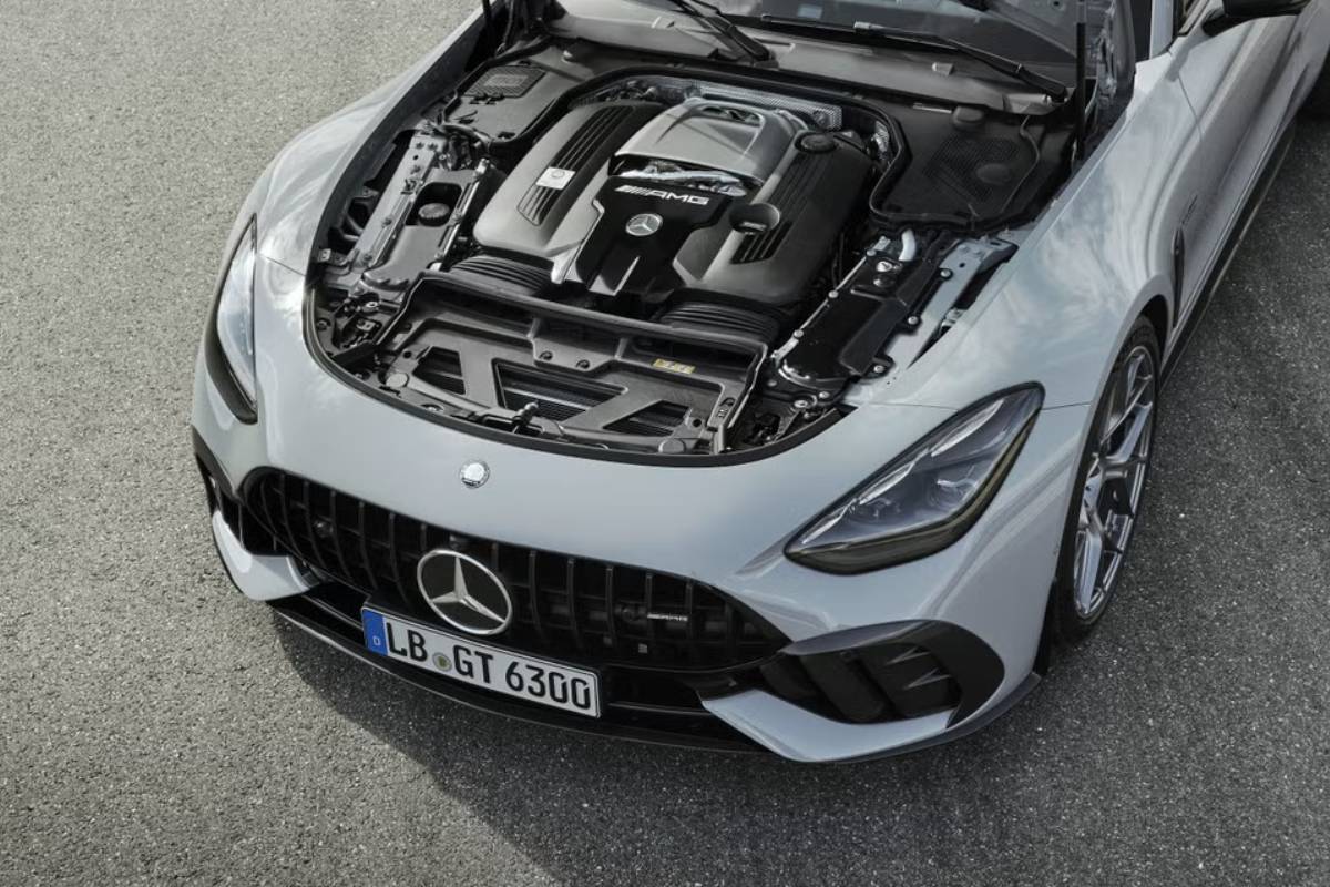 مرسيدس ايه ام جي جي تي 63 برو فور ماتيك بلس 2025