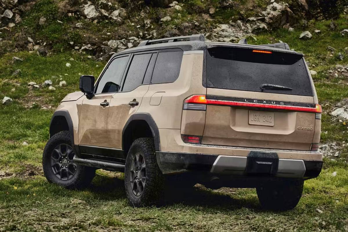 سيارات لكزس