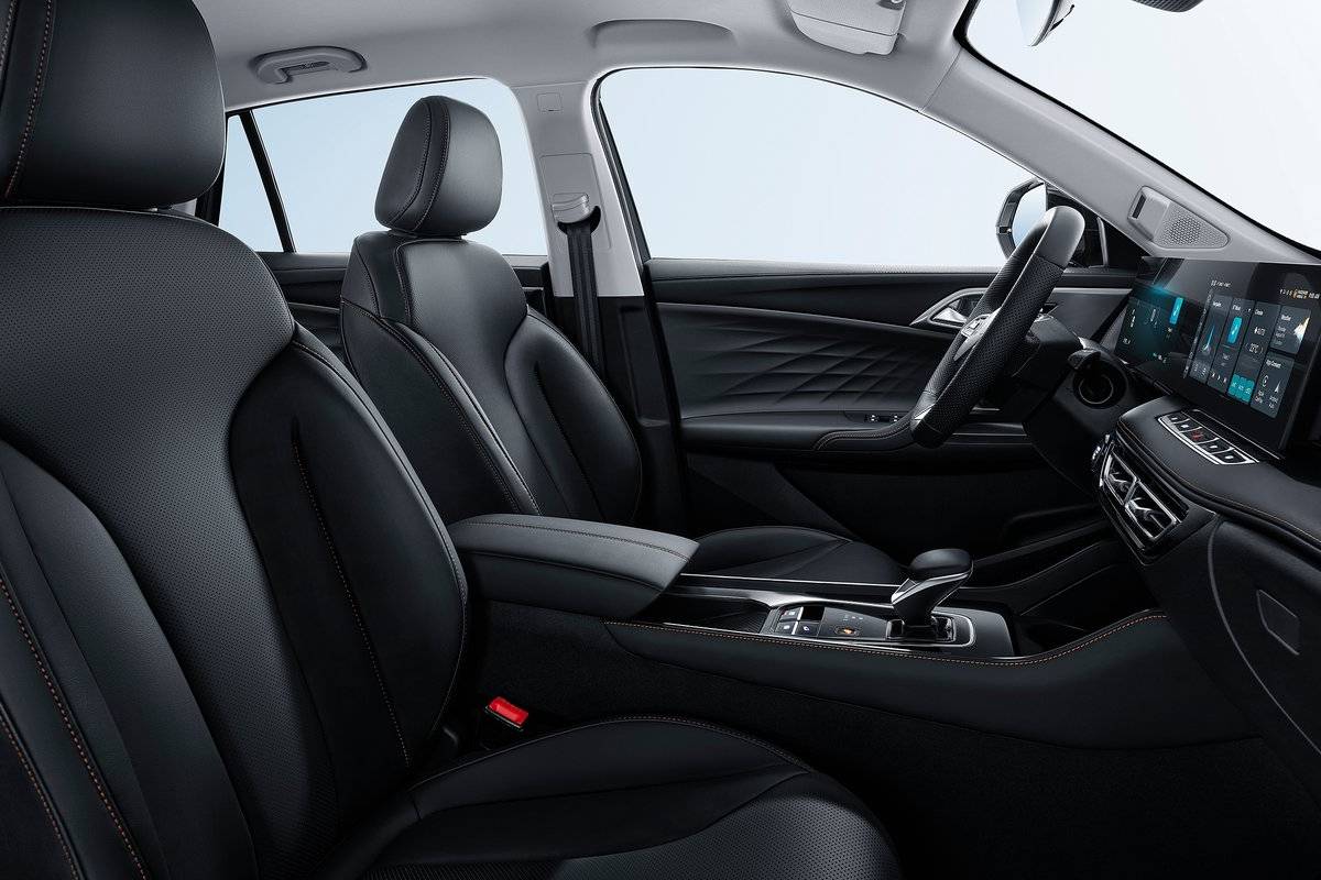 ام جي اتش اس 2025