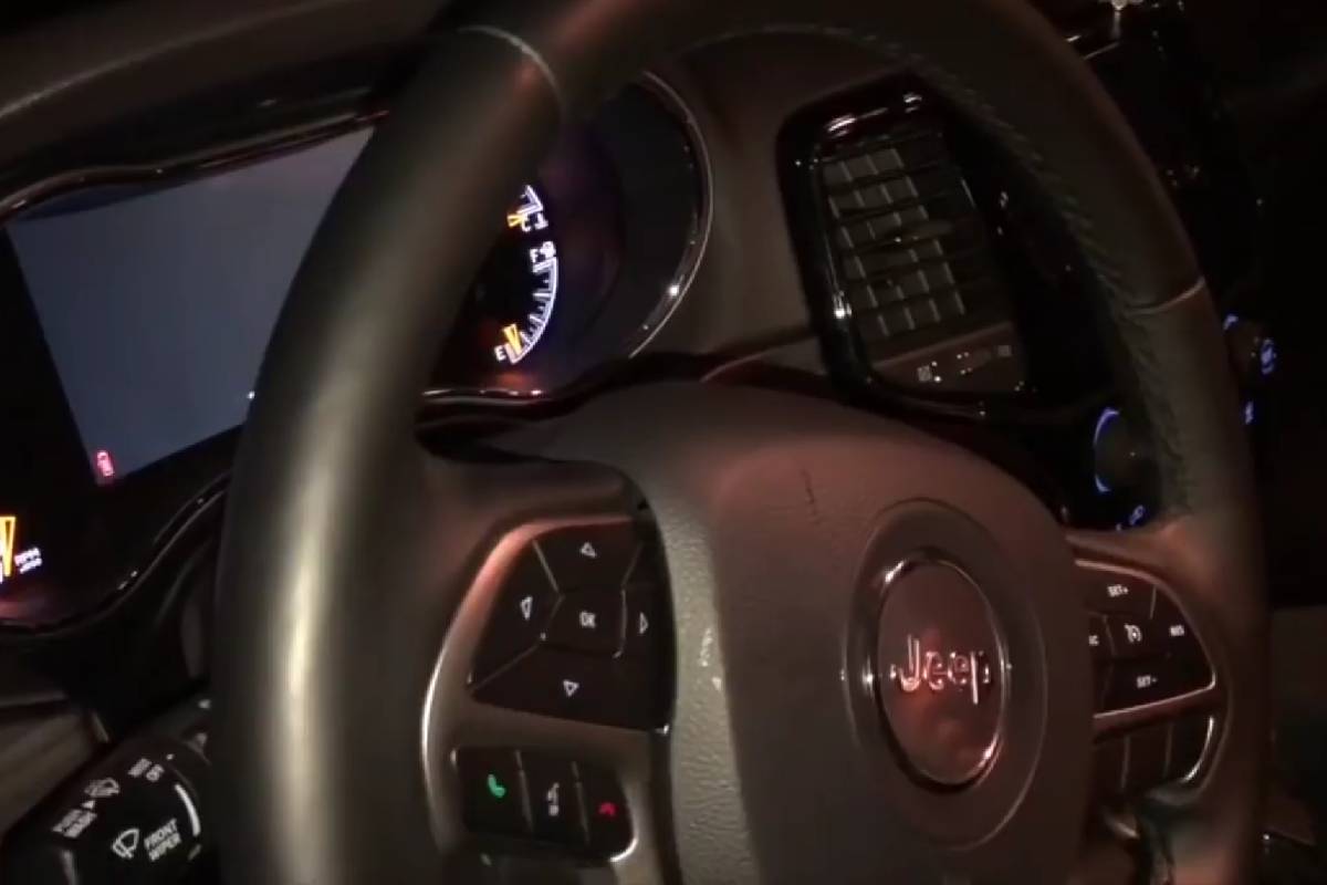 سرقة سيارات