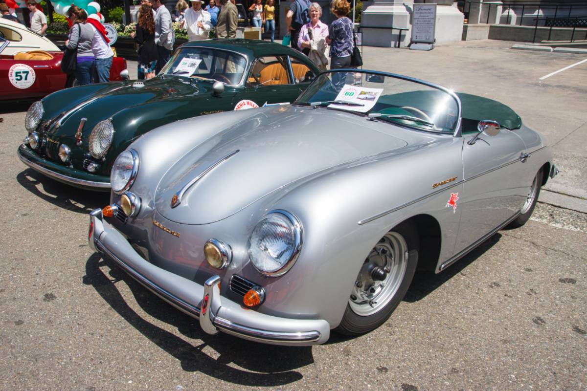 سيارات المشاهير