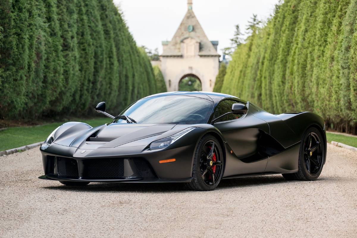 سيارات المشاهير