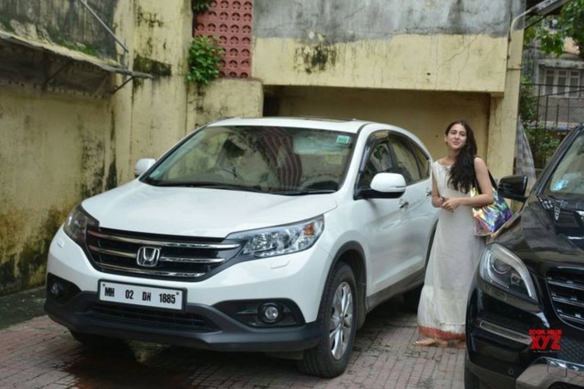 سارة علي خان