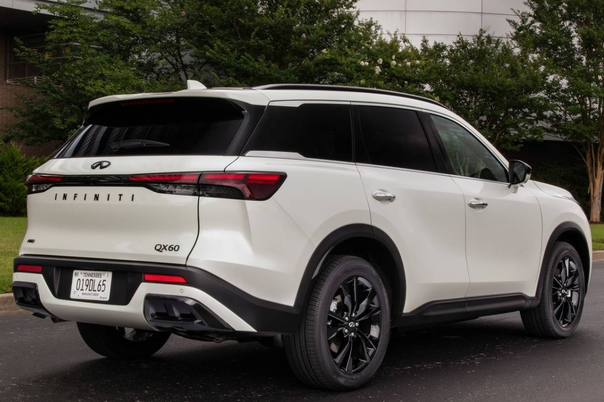 إنفينيتي كيو اكس 60 بلاكس ايديشن 2025