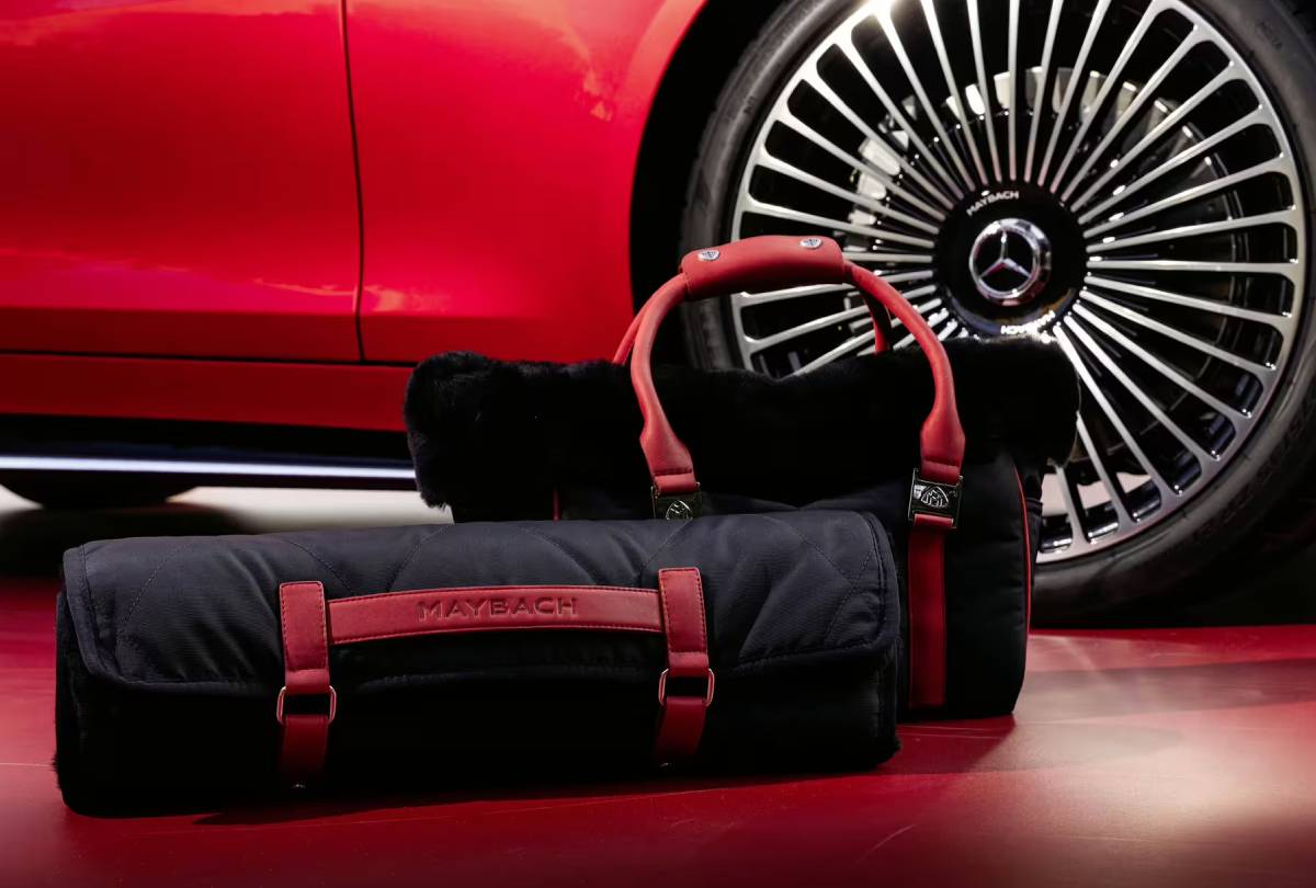  مايباخ اس ال 680 مونوجرام 2025