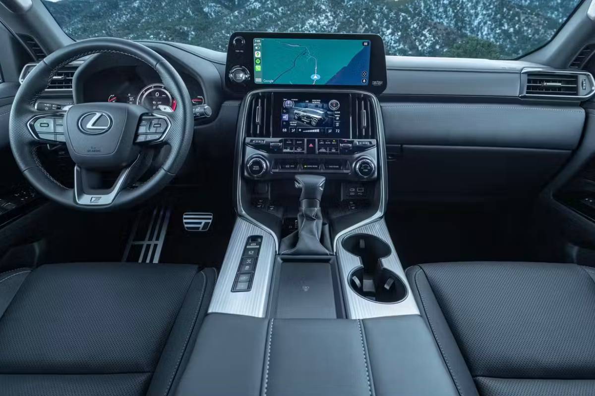 سيارات لكزس