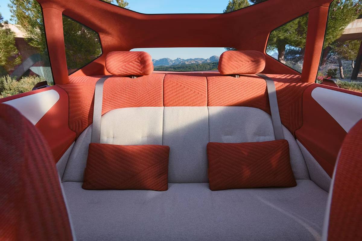 تكنولوجيا السيارات