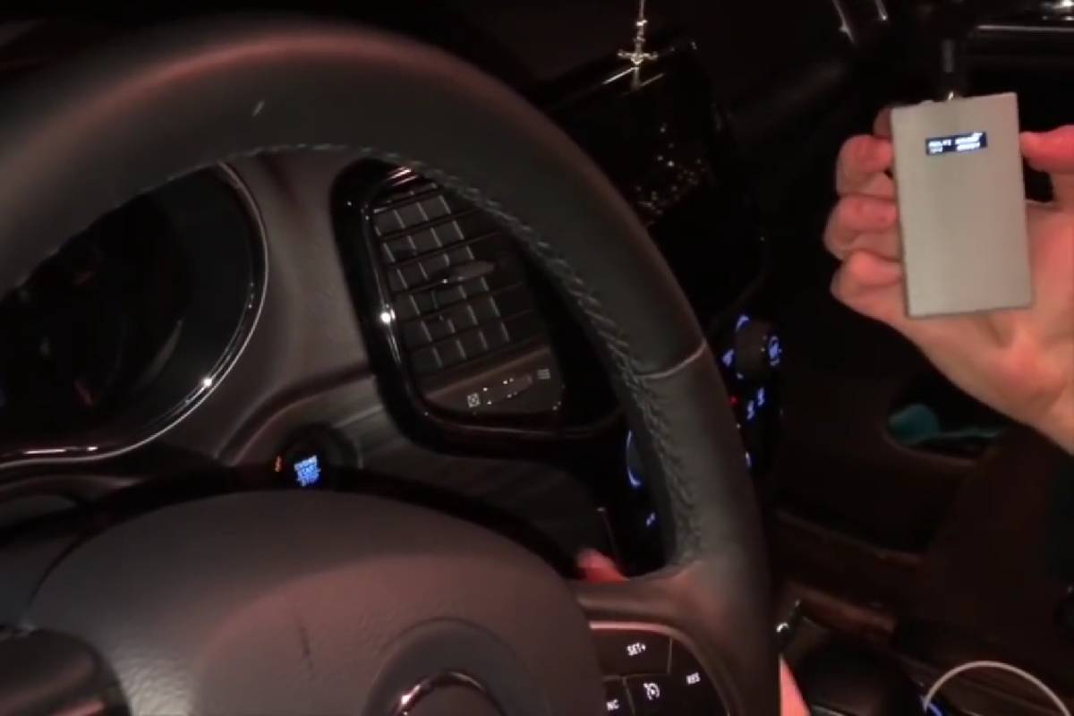 سرقة سيارات