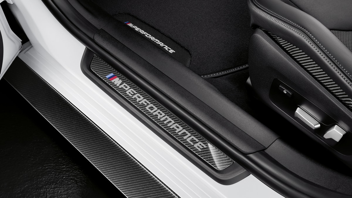 BMW M Performance بي أم دبليو أم بيرفورمانس (2).jpg