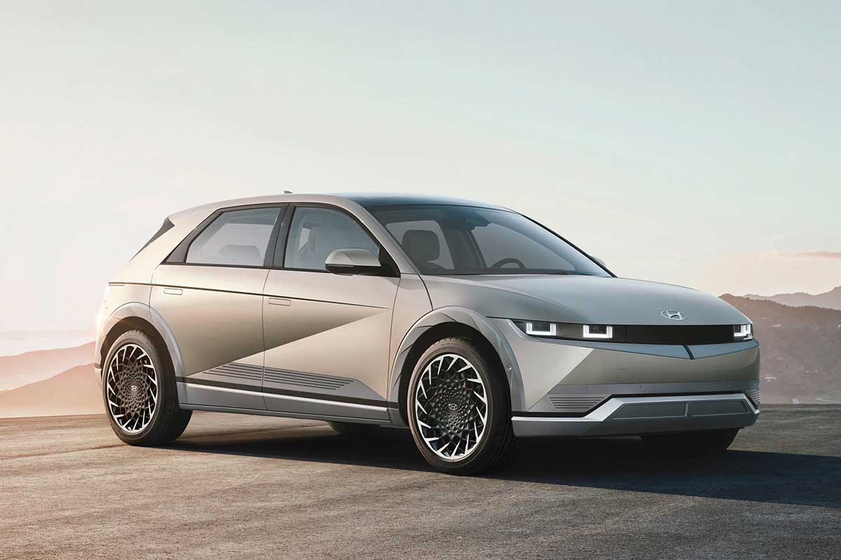 هيونداي ايونيك