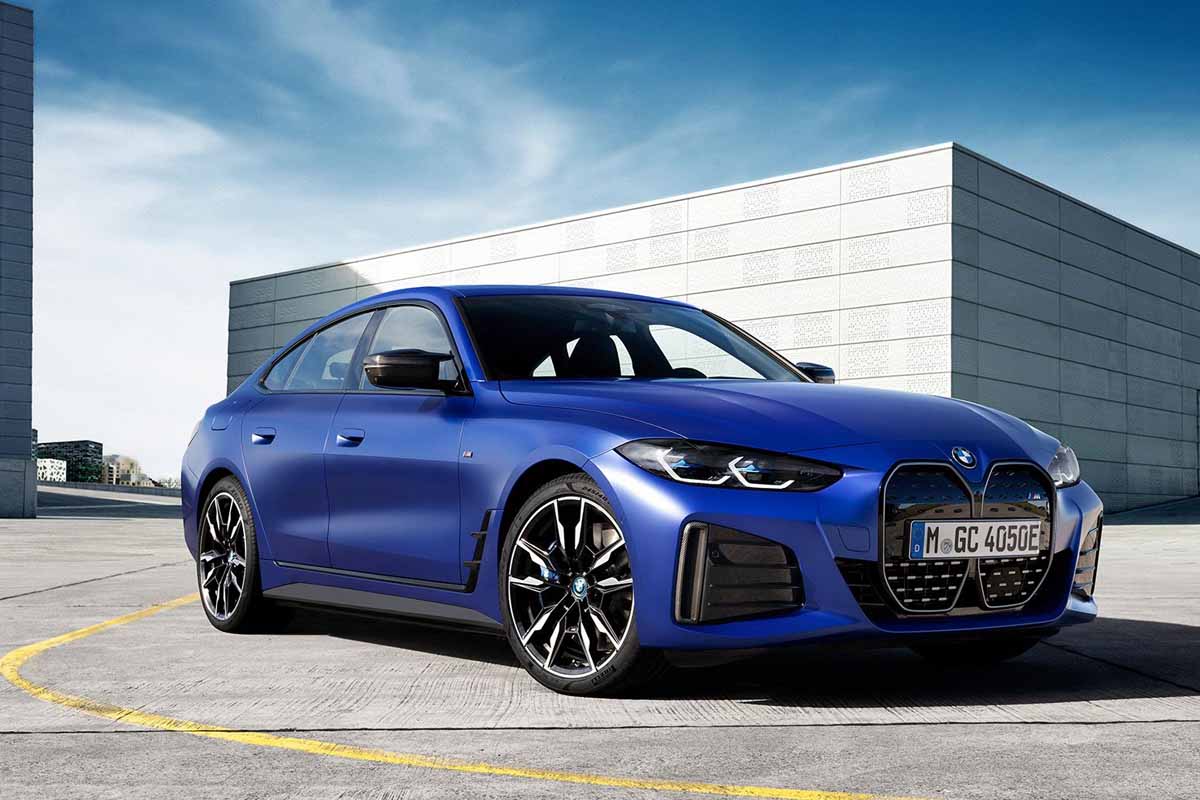 بي ام دبليو اي 4