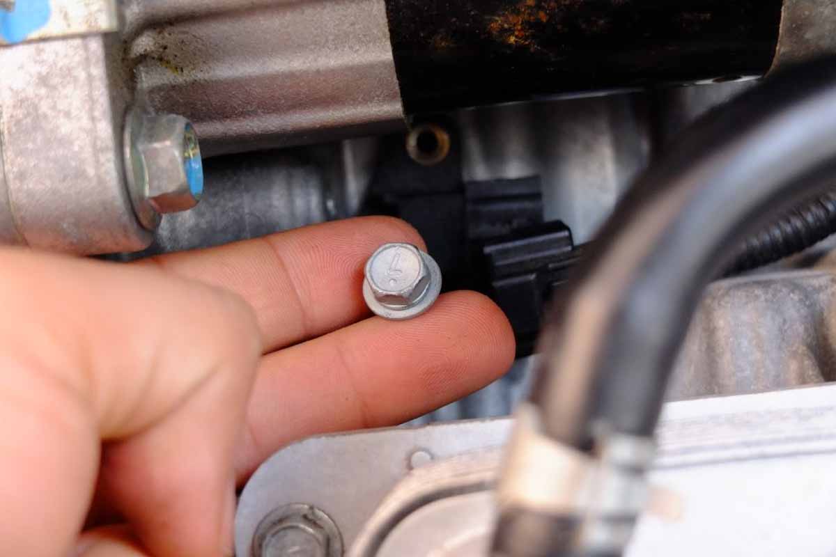 حساس ناقل الحركة