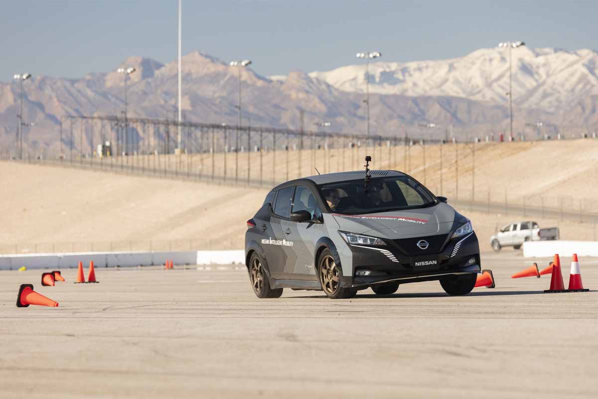 نظام اي فورس