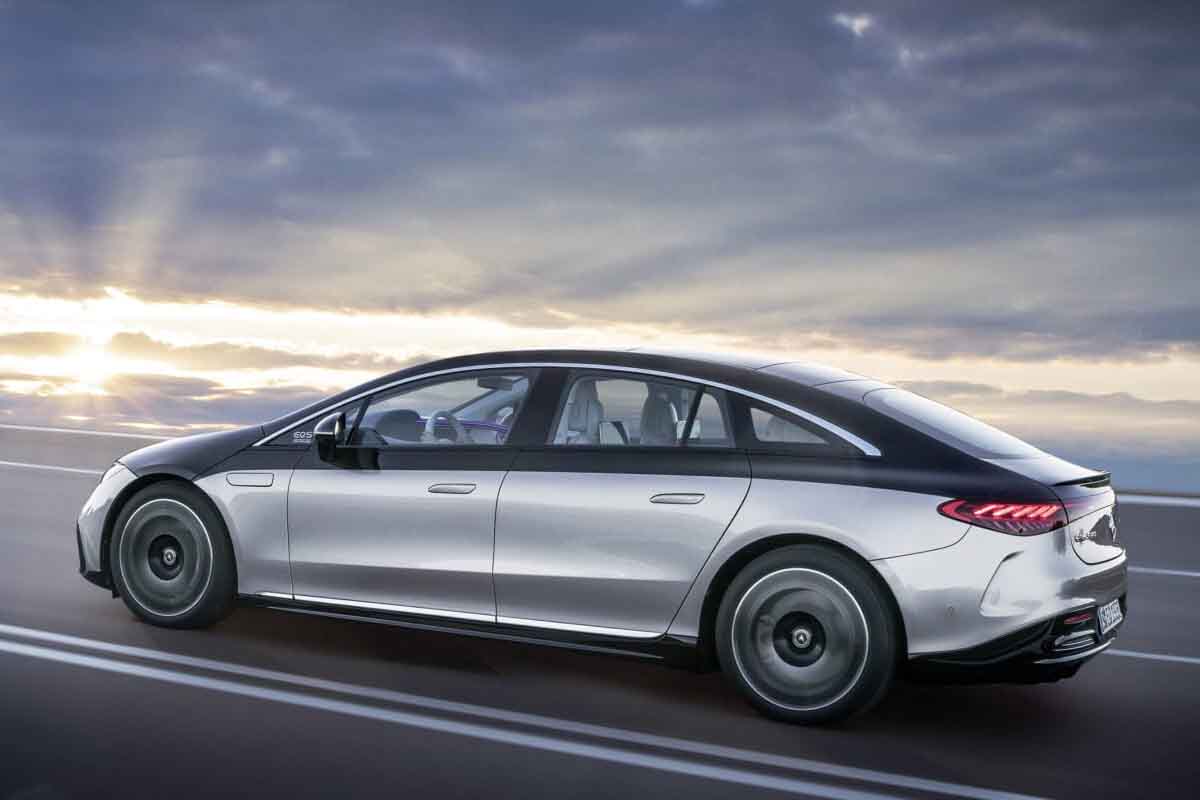 تصميم اي كيو اس