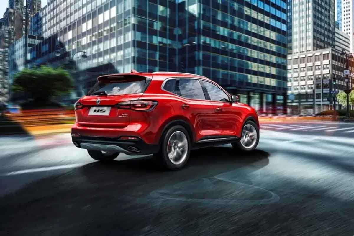 تقنيات سيارة ام جي