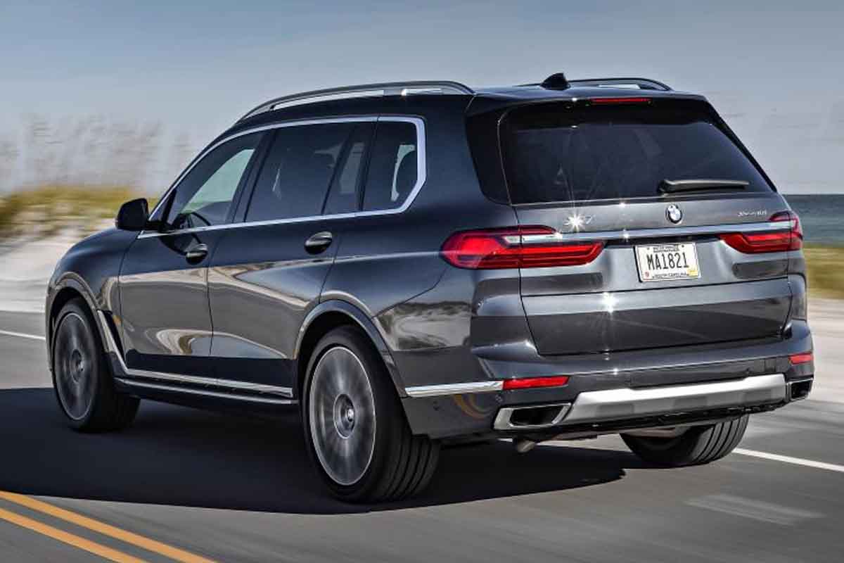 StriveME - سيارات bmw x7 2021 المواصفات والاسعار بالسعودية