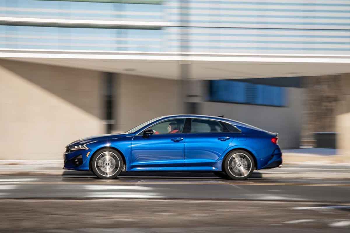 تقنيات سيارات كيا