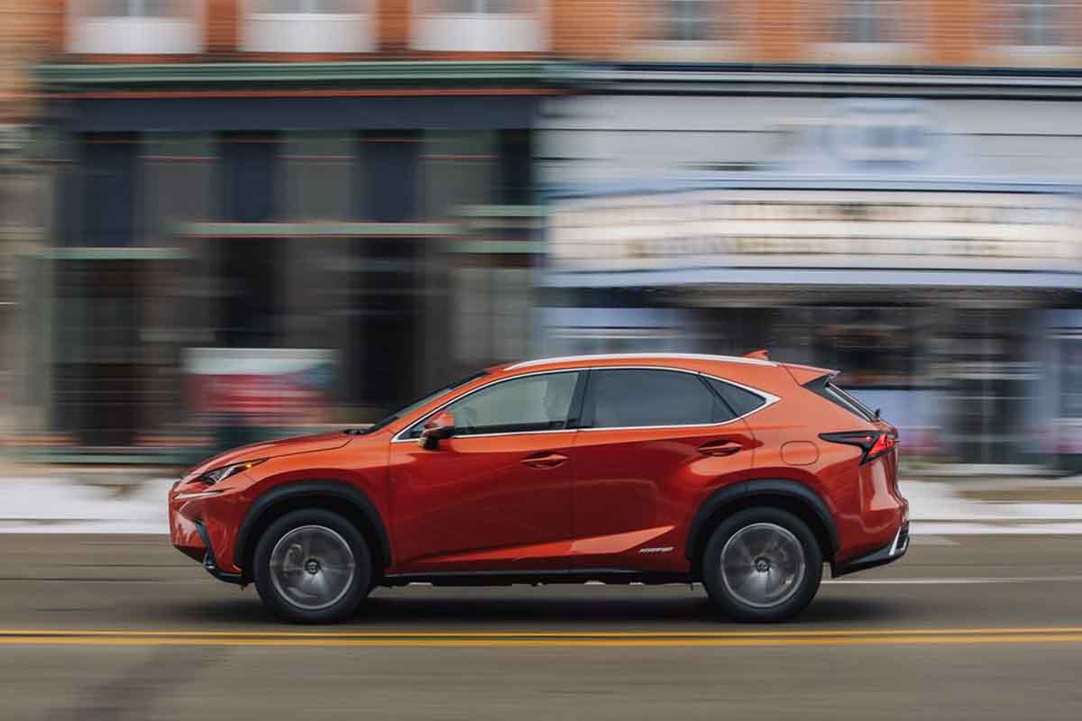 سيارات لكزس