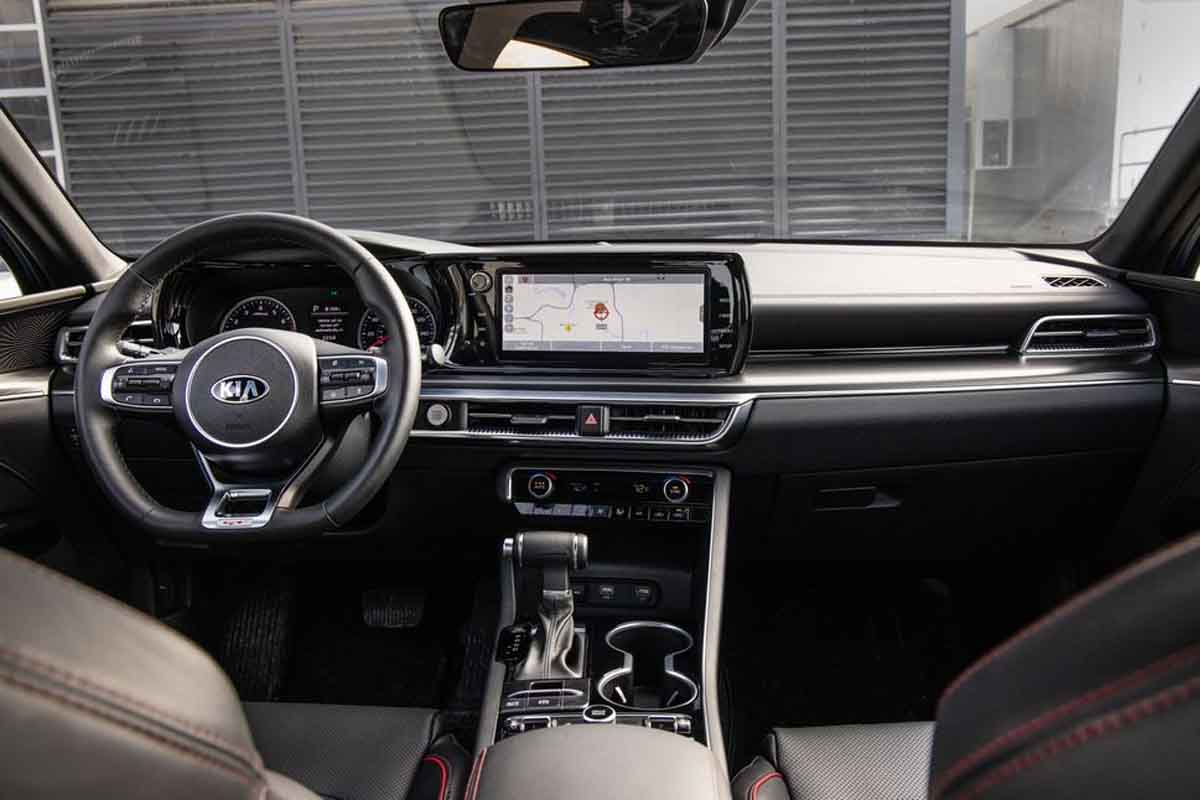 مقصورة سيارات كيا