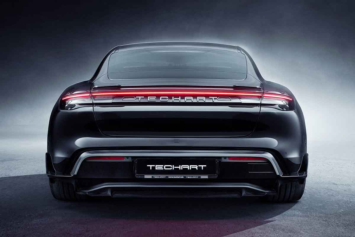 بورشه تايكان معدلة