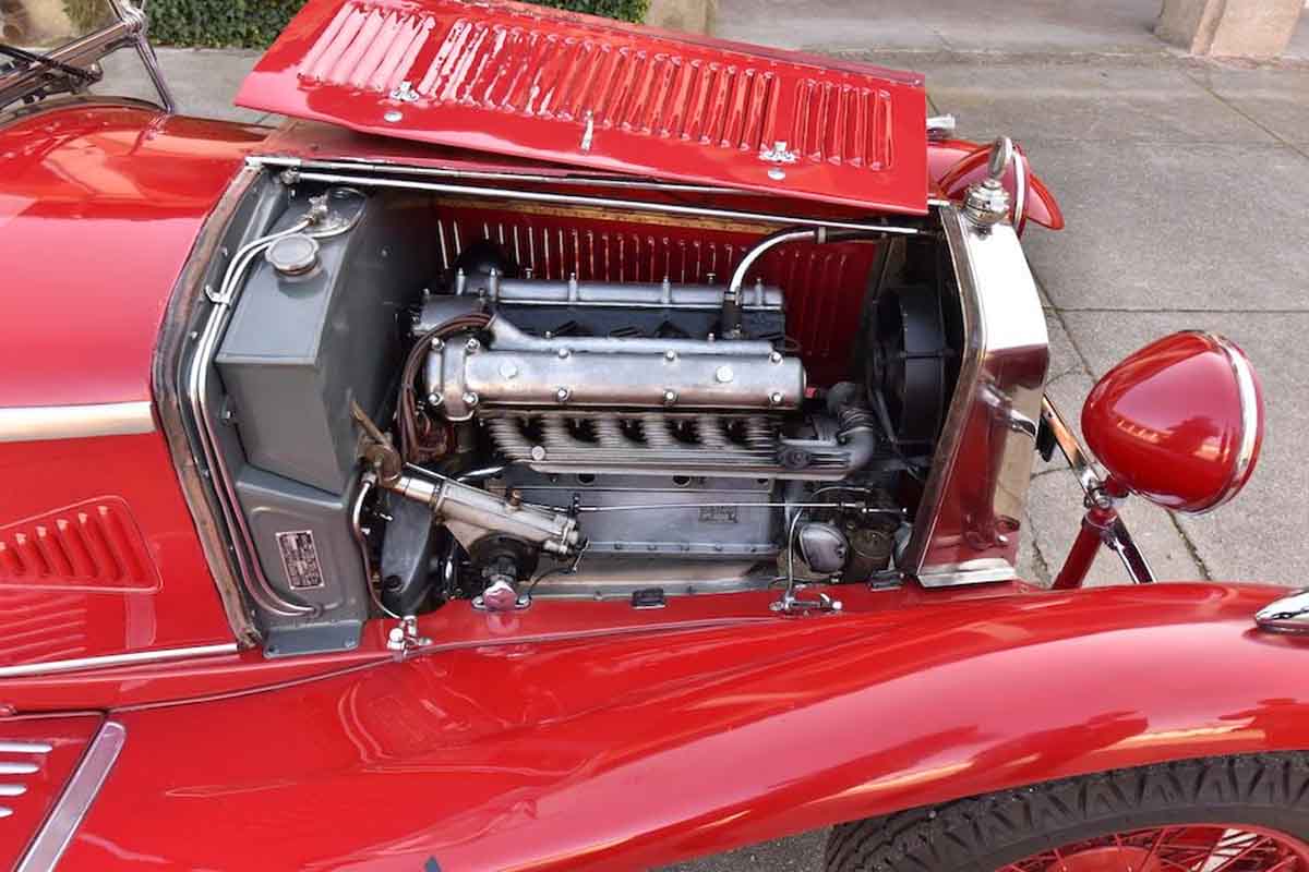 الفا روميو كلاسيكية