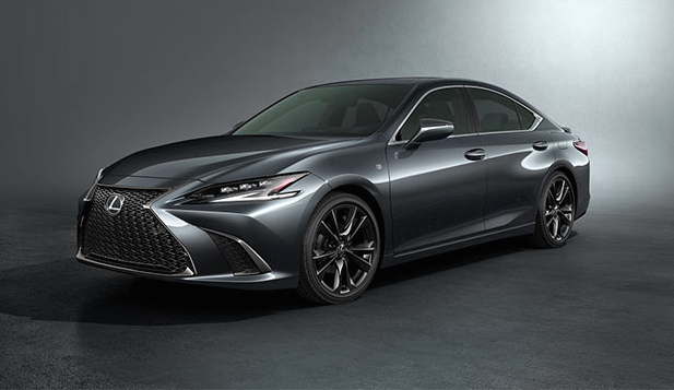 سيارة لكزس ES